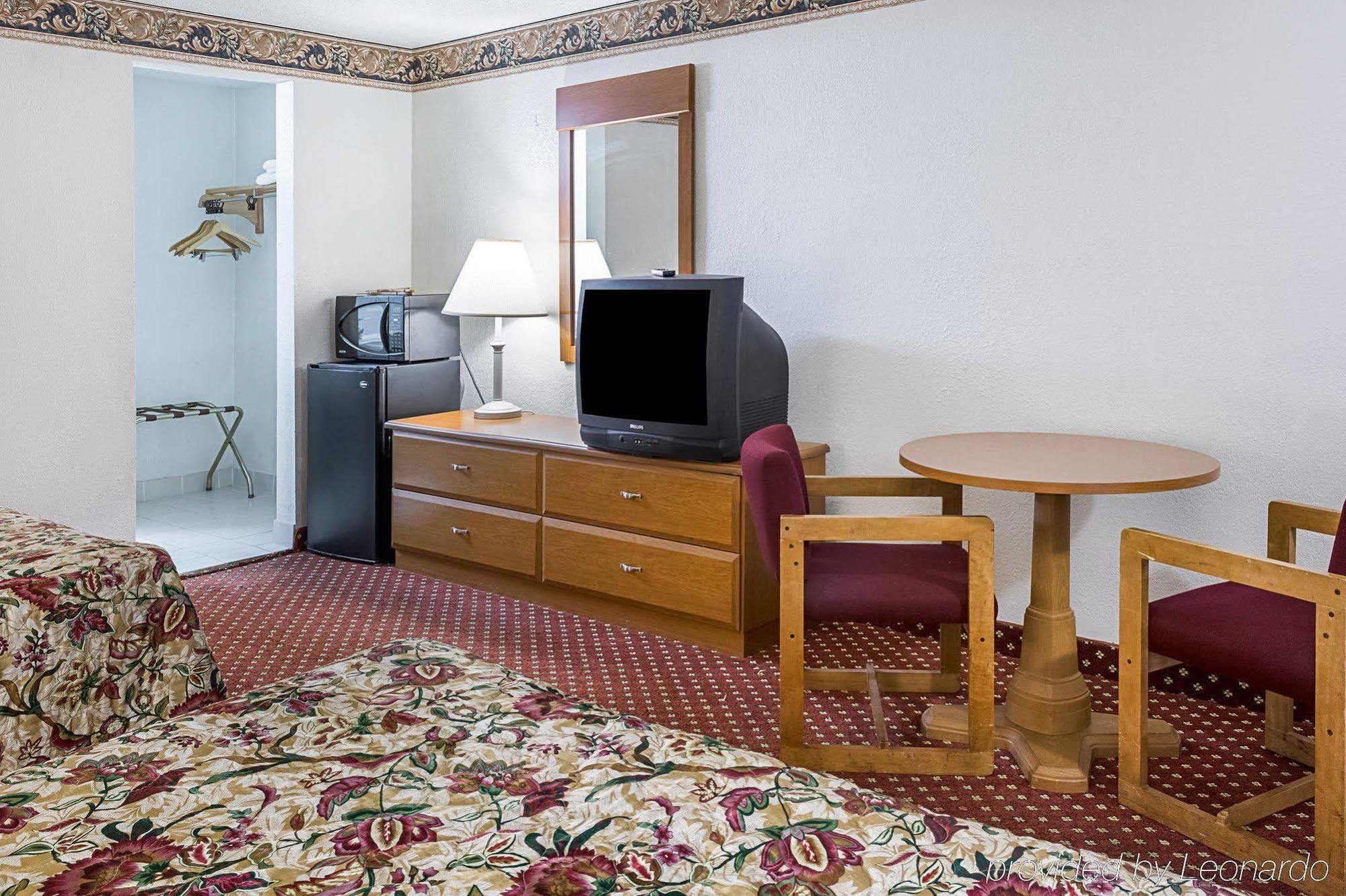 Gateway Inn Templeton Extérieur photo