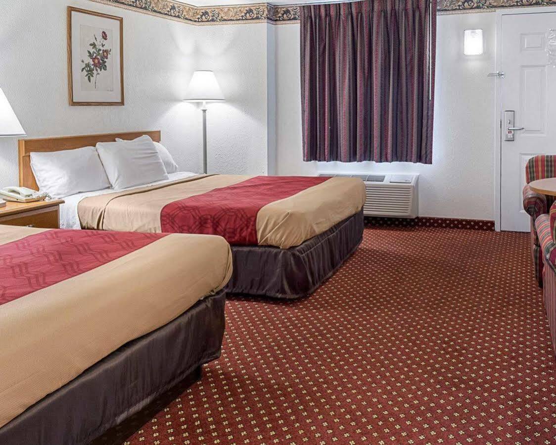 Gateway Inn Templeton Extérieur photo